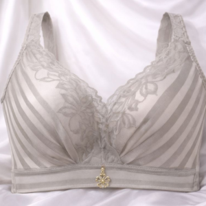 Padded bra with net 32 Size, Cup B - Image 1
