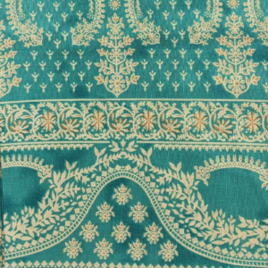 Khaddar 3 Piece Embroidered Suit - Image 3