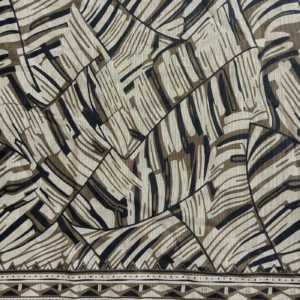 Khaddar 3 Piece Embroidered Suit - Image 3