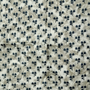 Lawn 3 Piece Embroidered Suit - Image 4